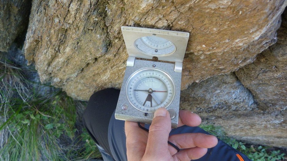 Alpin Geologie: Bau einer Hängebrücke im Bereich Fallerbach-Patsch