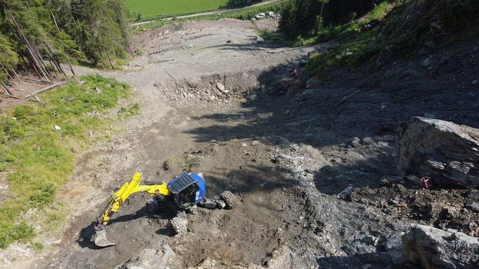 Alpin Geologie: Crollo in roccia nella Frazione di Santo Stefano in località "Haidenberg"