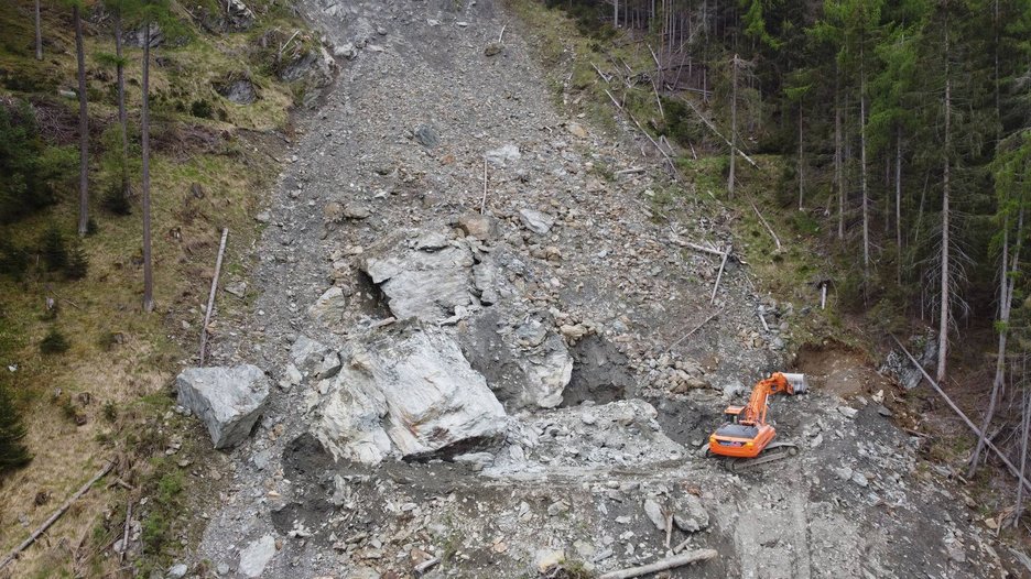 Alpin Geologie: Felssturz in der Fraktion Stefansdorf, Lokalität "Haidenberg"