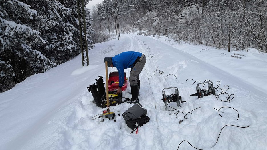 Alpin Geologie: Interventi di somma urgenza lungo la linea ferroviaria Fortezza - San Candido nella tratta compresa tra le progressive chilometriche 36+300 e 36+760 nel Comune di Brunico (BZ)