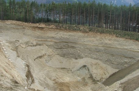 Cava di ghiaia: esplorazione di nuove aree minerarie ed elaborazione della domanda di estrazione