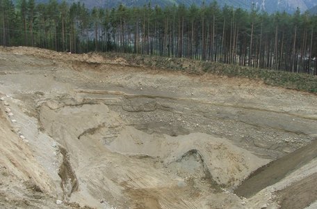 Schottergrube: Erkundung neuer Abbauflächen und Ausarbeitung des Ansuchens zum Abbau