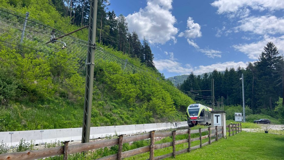 Alpin Geologie: Emergency works along the Fortezza - San Candido railway line between km 36+300 and 36+760 in the municipality of Brunico (BZ).