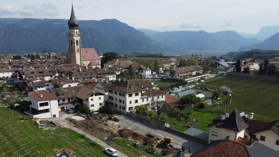 Alpin Geologie: Environmental characterization of the soil on the site of a former petrol station