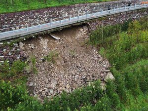 Restoration of a municipal road as a result after a landslide