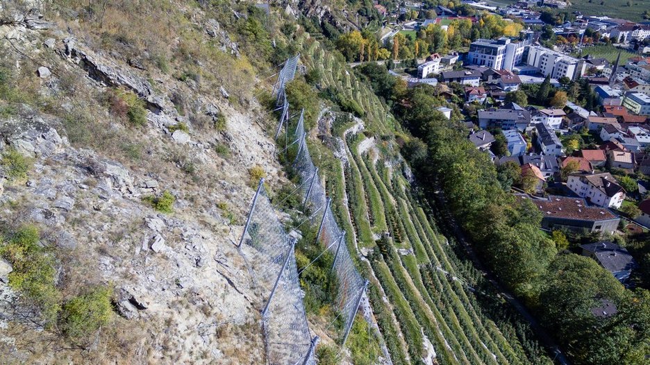 Alpin Geologie: Planning and construction management of the protective measures of the residential area "Franziskusviertel"