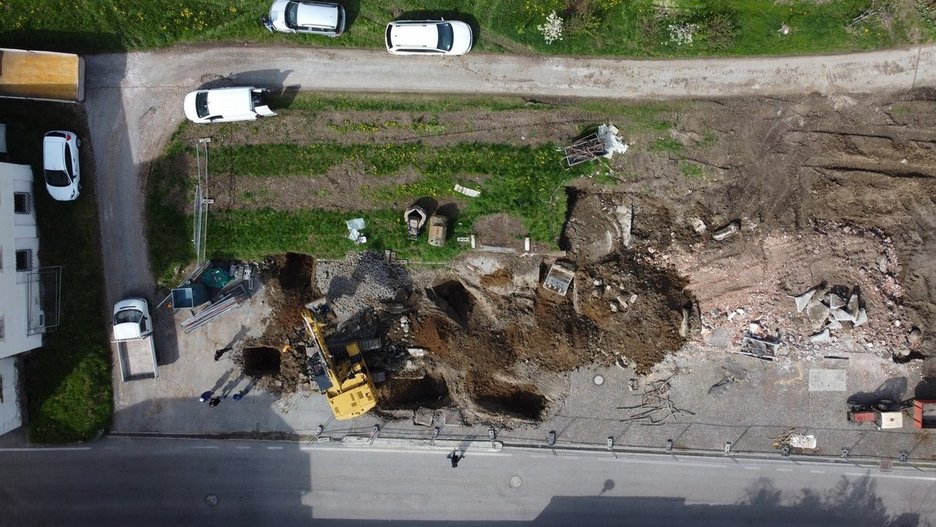 Alpin Geologie: Umweltgeologische Charakterisierung des Bodens auf dem Areal einer ehemaligen Tankstelle