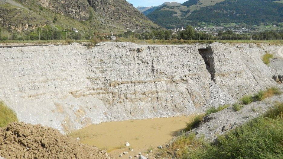 Alpin Geologie: Schottergrube: Erkundung neuer Abbauflächen und Ausarbeitung des Ansuchens zum Abbau