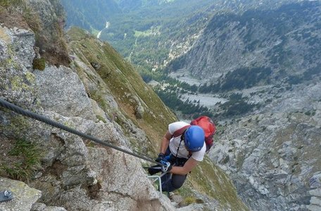 Errichtung von Klettersteigen