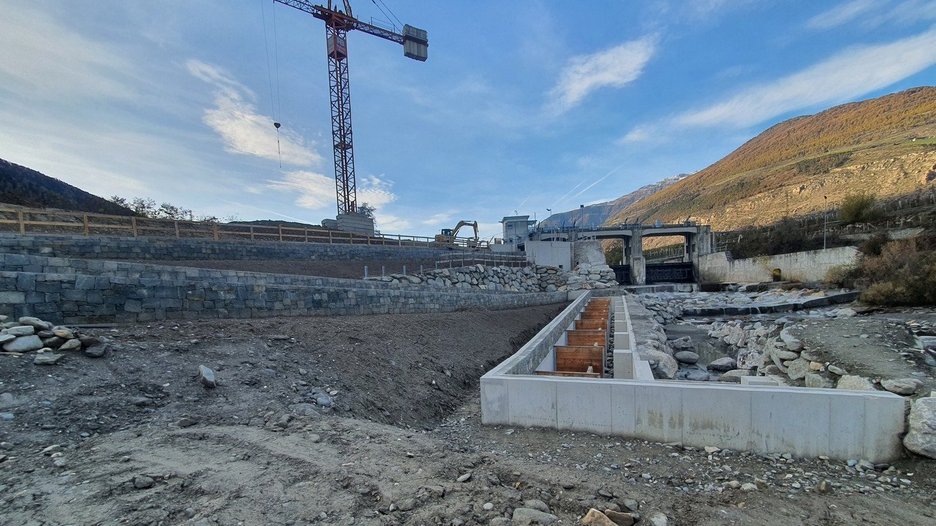 Alpin Geologie: Wasserableitung aus Tiefbrunnen